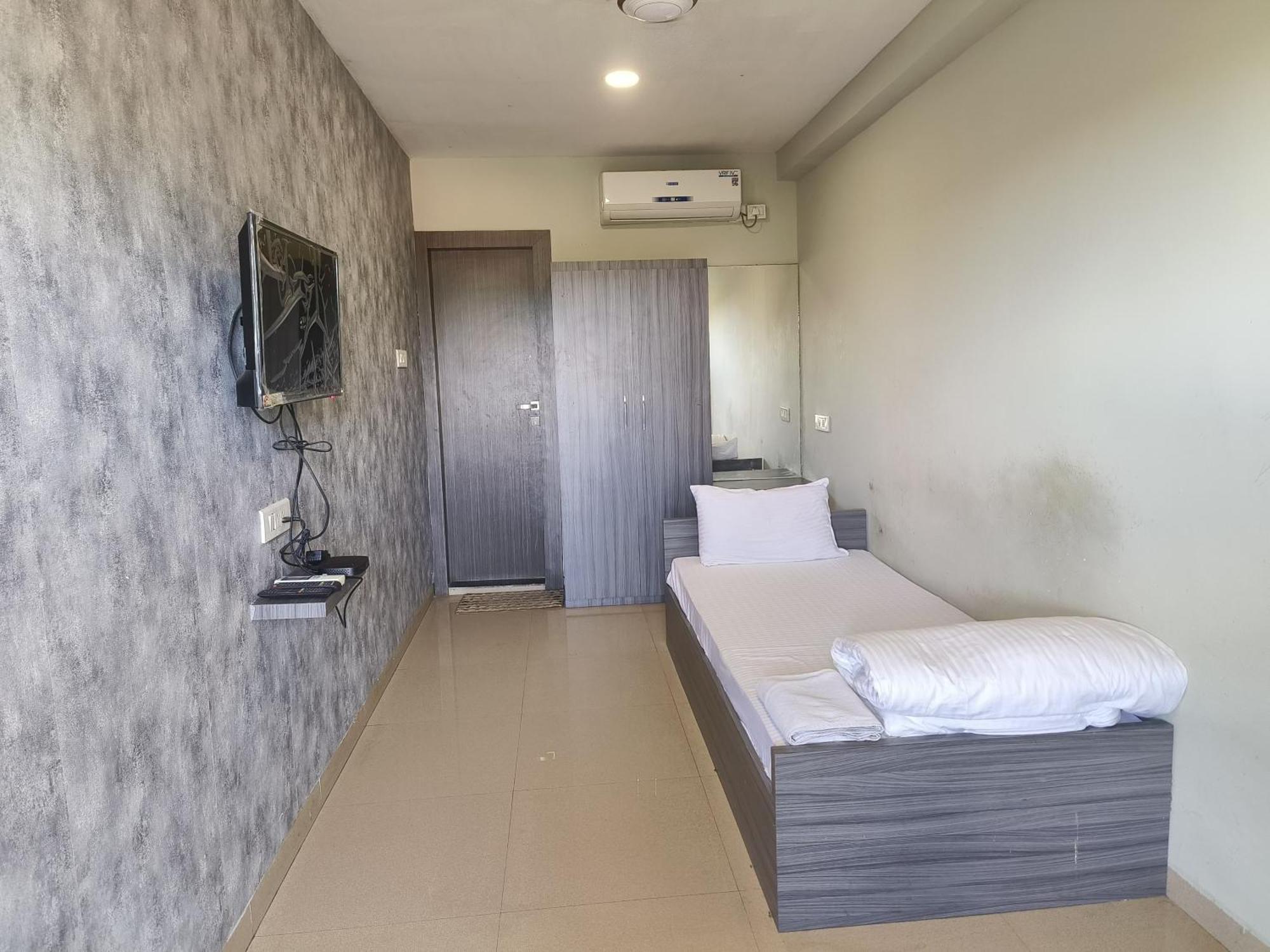 Hotel Royal Retreat Sambalpur Luaran gambar