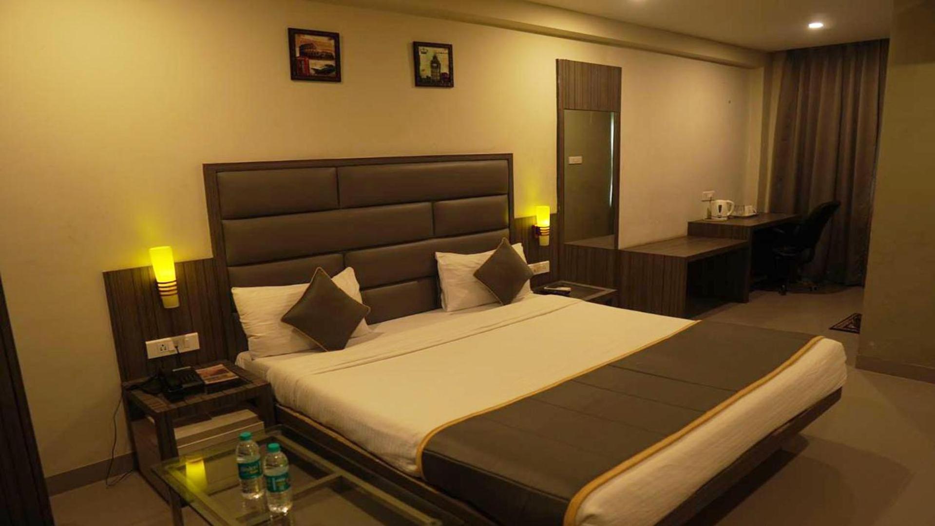 Hotel Royal Retreat Sambalpur Luaran gambar