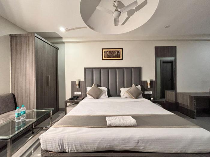 Hotel Royal Retreat Sambalpur Luaran gambar
